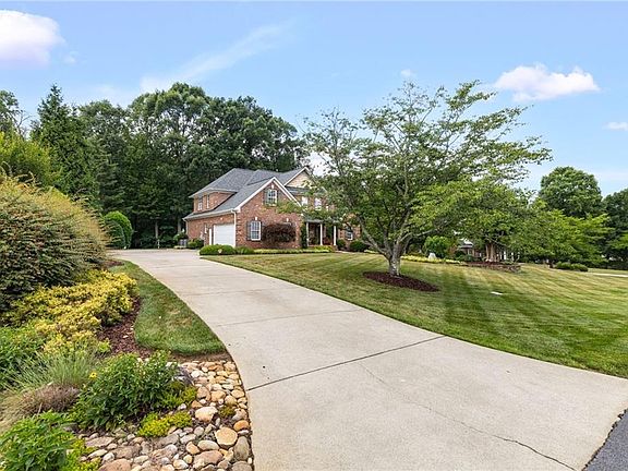 2nd image of 5407 Effieham St