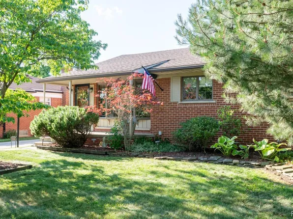 3258 Ward St, Trenton, MI 48183