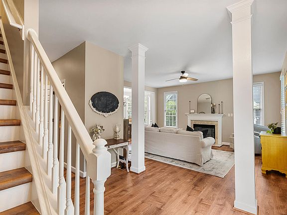5th image of 7 Silverwood Ct