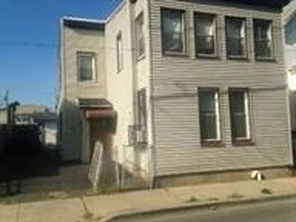 185 Lembeck Ave, Jersey City, NJ 07305