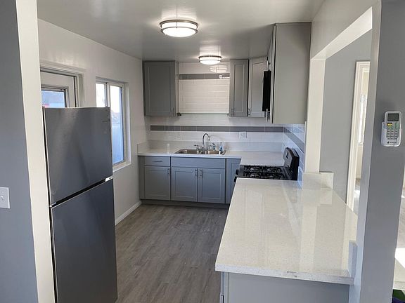 3rd image of 1011 El Cajon Blvd
