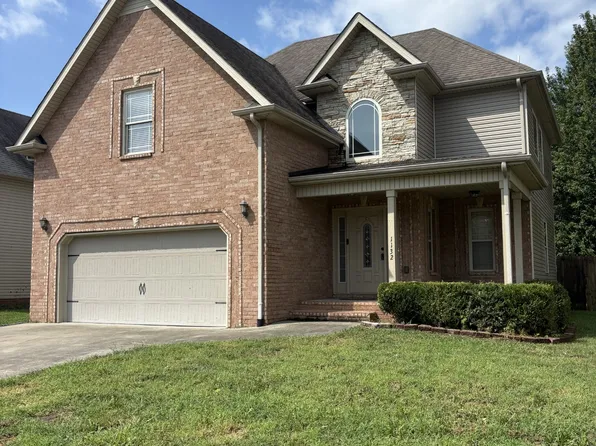 1132 Chinook Cir, Clarksville, TN 37042