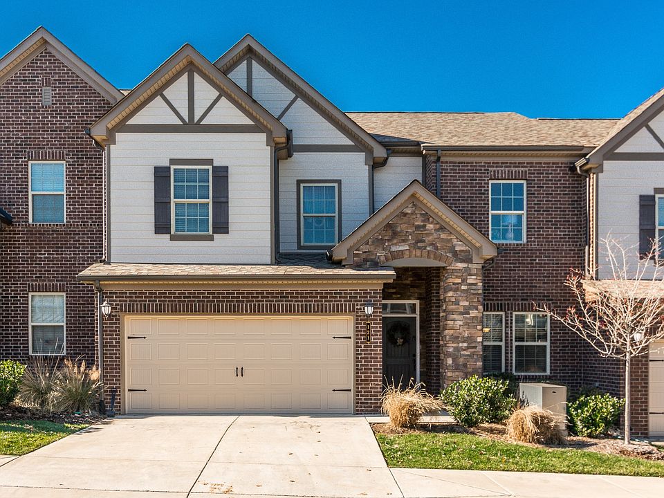1st image of 121 Cape Private Cir
