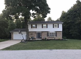 8 E Cresthill Rd, Terre Haute, IN 47802