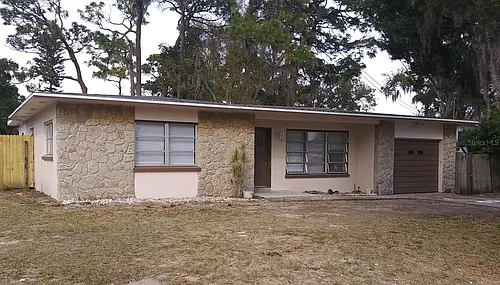 65 Lake Shore Dr Photo 1