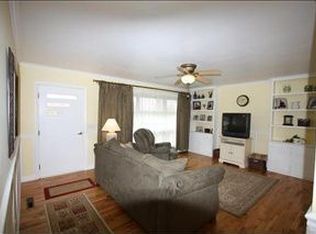 14 Willoughby Ave, Huntington, WV 25705