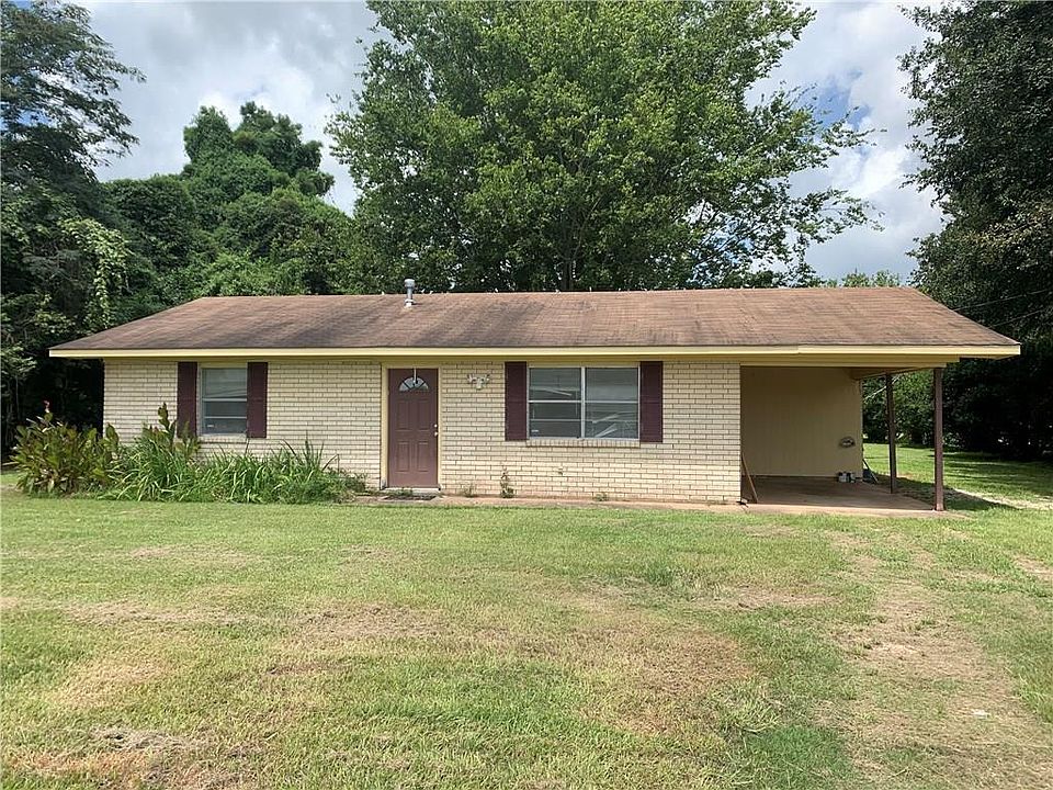 1st image of 676 Choupique Ln