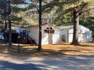 2084 Sauk St, Friendship, WI 53934