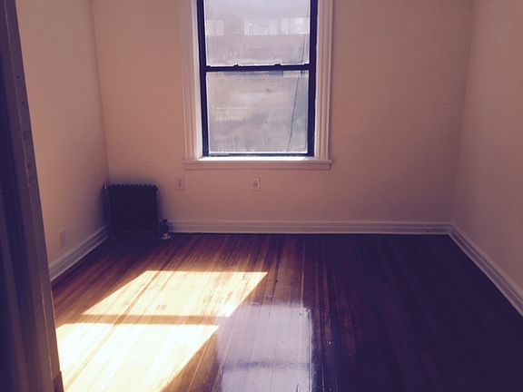 2nd image of 217 E 86th St APT 4B