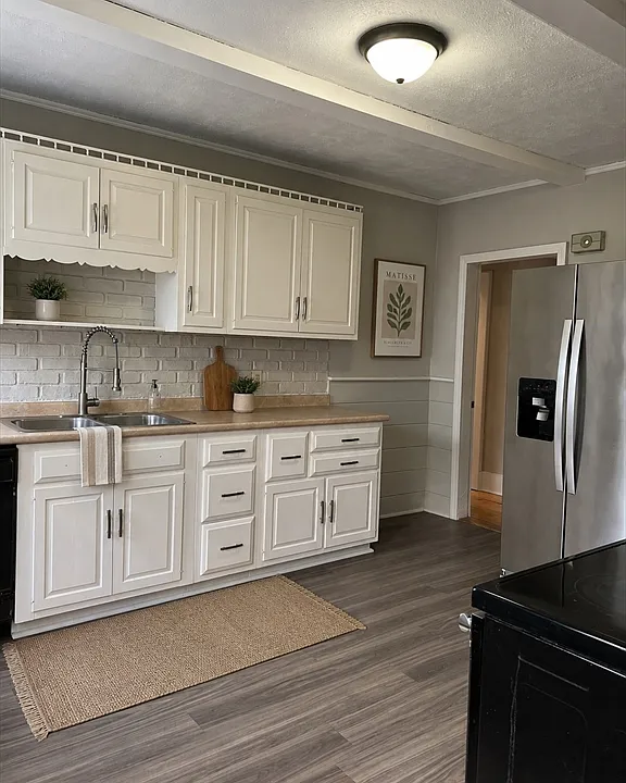 51 Pine St #2