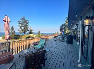 365 Cardinal Way, Freeland, WA 98249