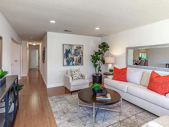 5th image of 4673 Paloma Ave