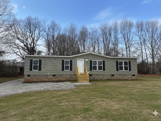 1216 Fairview Church Rd, Spartanburg, SC 29303