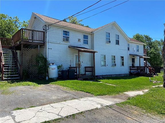 2nd image of 27702 Water St