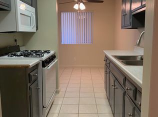 4475 Jurupa Ave APT R, Riverside, CA 92506