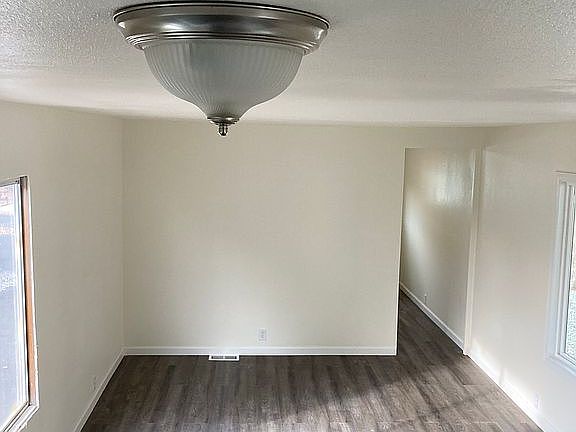 5th image of 2311 W 16th Ave Lot 183