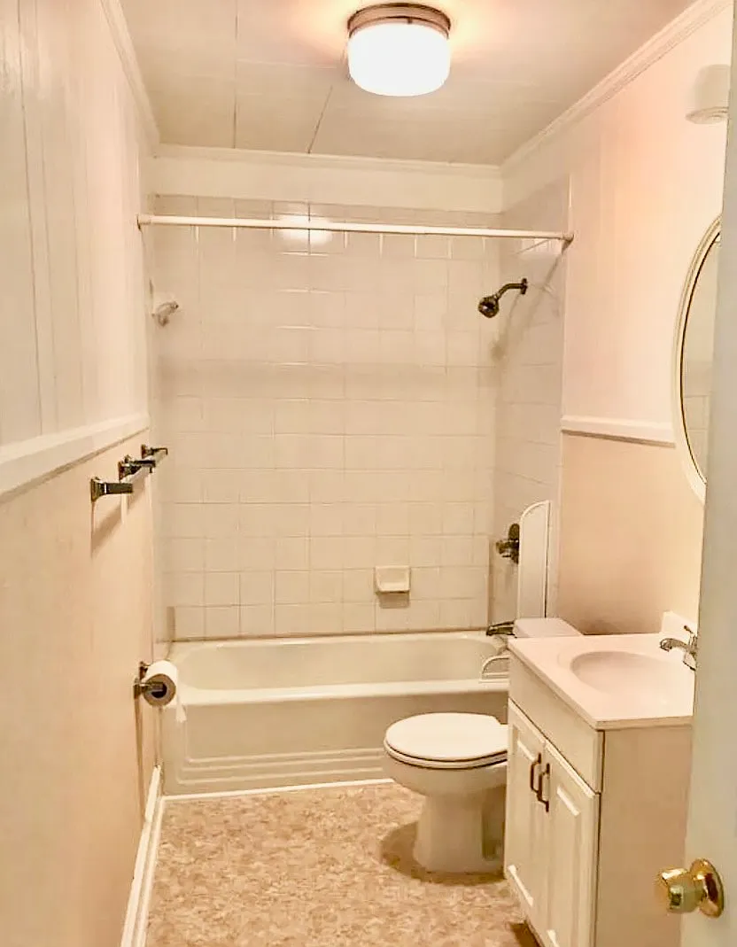 109 Brooks St — Photo 4