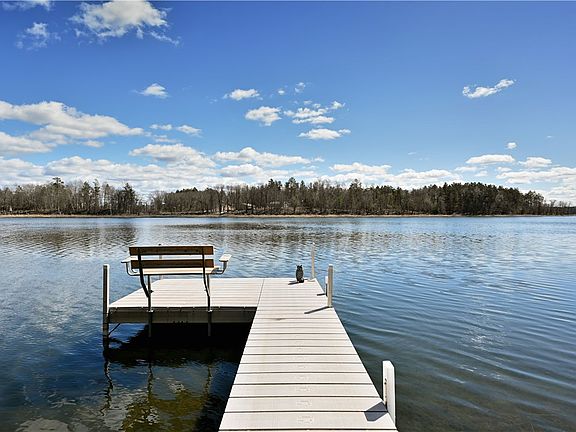 4th image of W8141 Middle Road