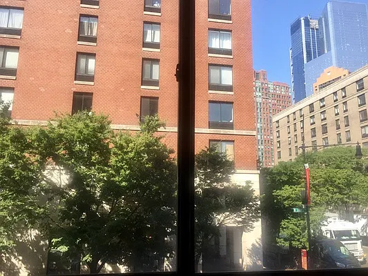 Rented by Battery Park Realty | media 24