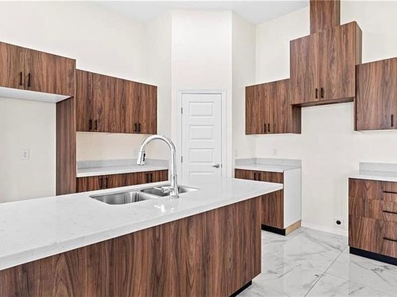 4th image of 3517 E Diamondhead Ave
