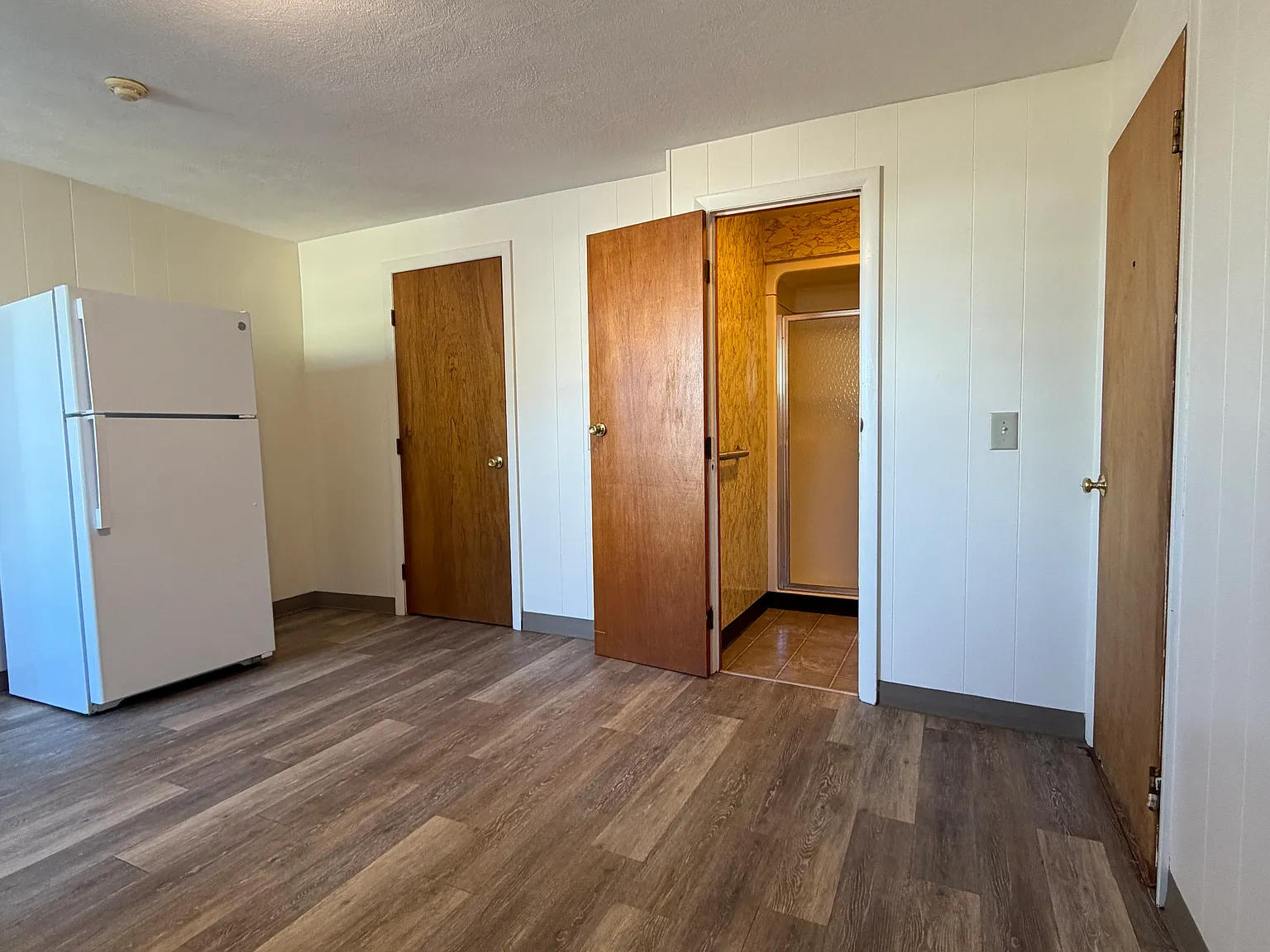 Studio, 300 sqft, $1,300 — Photo 2