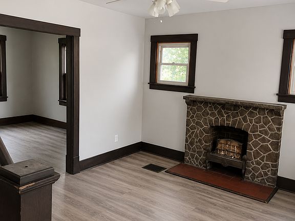 2nd image of 749 Hampshire Ave
