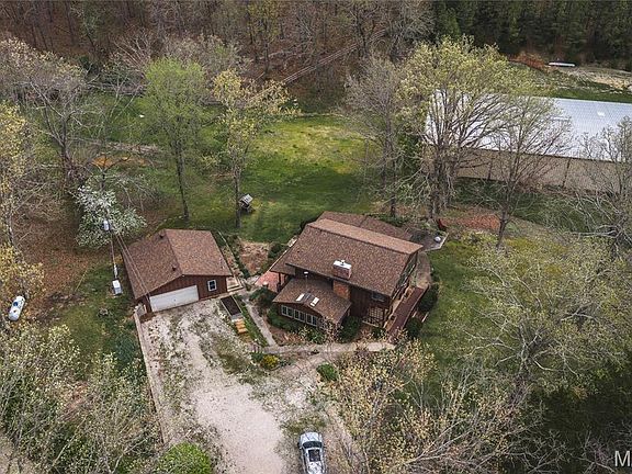 2nd image of 1309 County Road 4350