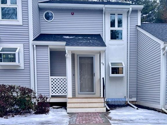2nd image of 48 Alcott Cir #48