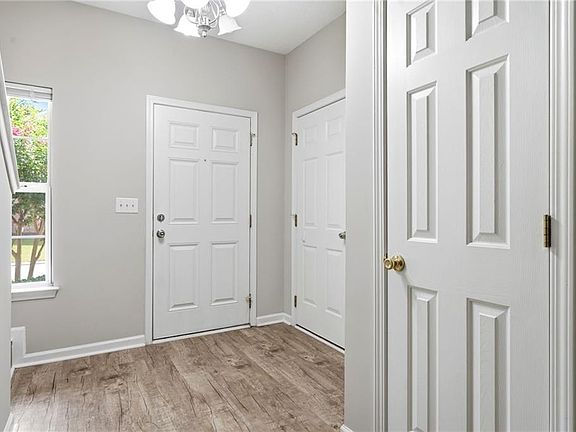 3rd image of 5682 Lawley Dr
