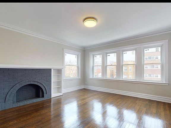 3rd image of 6022 N Fairfield Ave #2