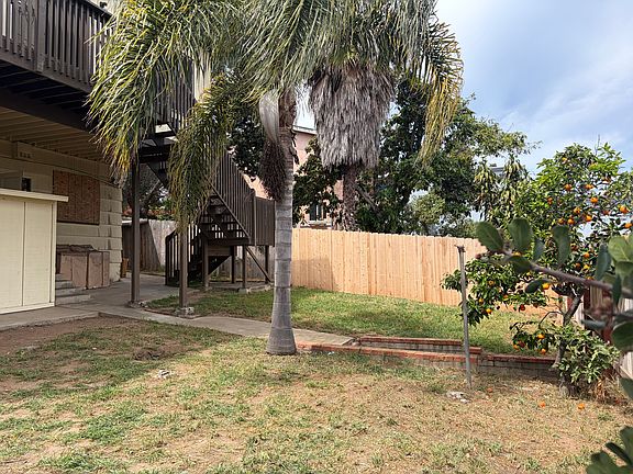 2nd image of 4363-4377 Temecula St #4363