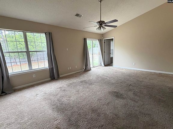 4th image of 1010 Hamilton Place Cir