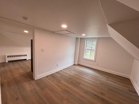 4th image of 8 High St #3