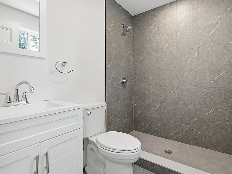 40 Concord Ave #1 — Photo 9