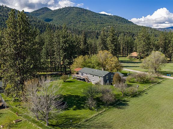 3rd image of 14880 Big Horn Rd