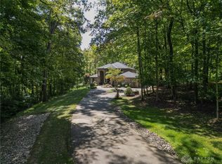 5943 Squirrelsnest Ln, Cincinnati, OH 45252