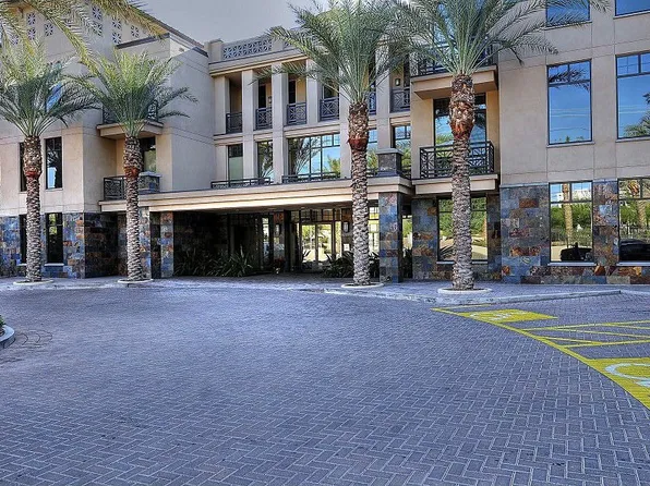 8 Biltmore Ests #109, Phoenix, AZ 85016