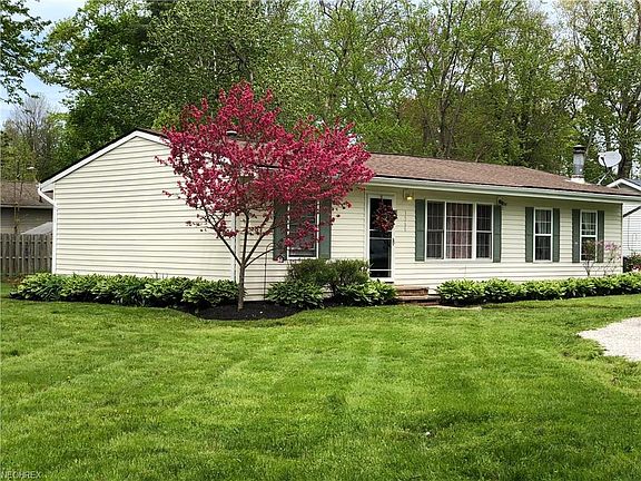 2nd image of 1568 Glenview Ave