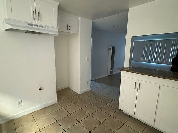 5th image of 3118-3124 Wabash Ave #3124-01