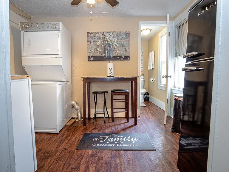 613 Virginia Blvd — Photo 6