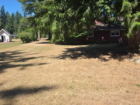 8553 Lynnwood Dr, Lynden, WA 98264