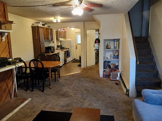 2228 Canyon Blvd. #3E - living room into kitchen