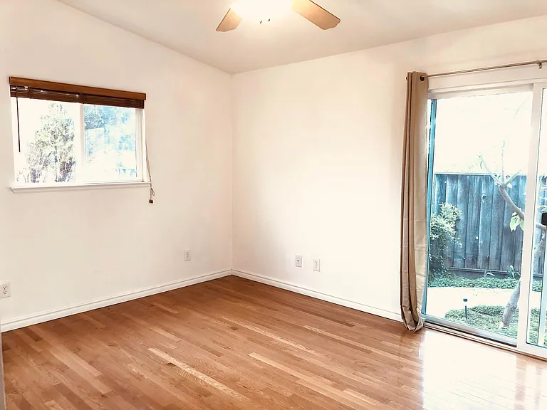 10102 Cairo Ct — Photo 15