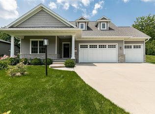 1504 Brown Deer Rd, Coralville, IA 52241