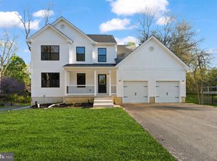 212 Lotus Ave, Voorhees, NJ 08043