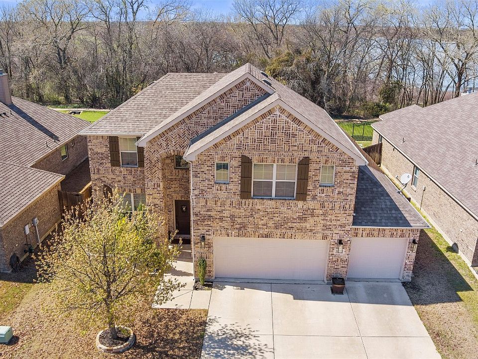 1st image of 1208 Heather Ln