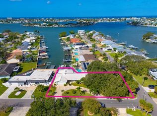 1670 Clearwater Harbor Dr, Largo, FL 33770