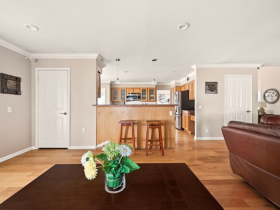 2nd image of 19662 Chinotto Ln