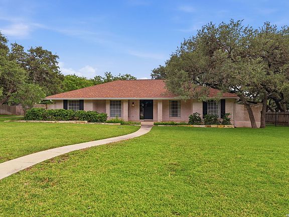 5th image of 224 Sagecrest Dr