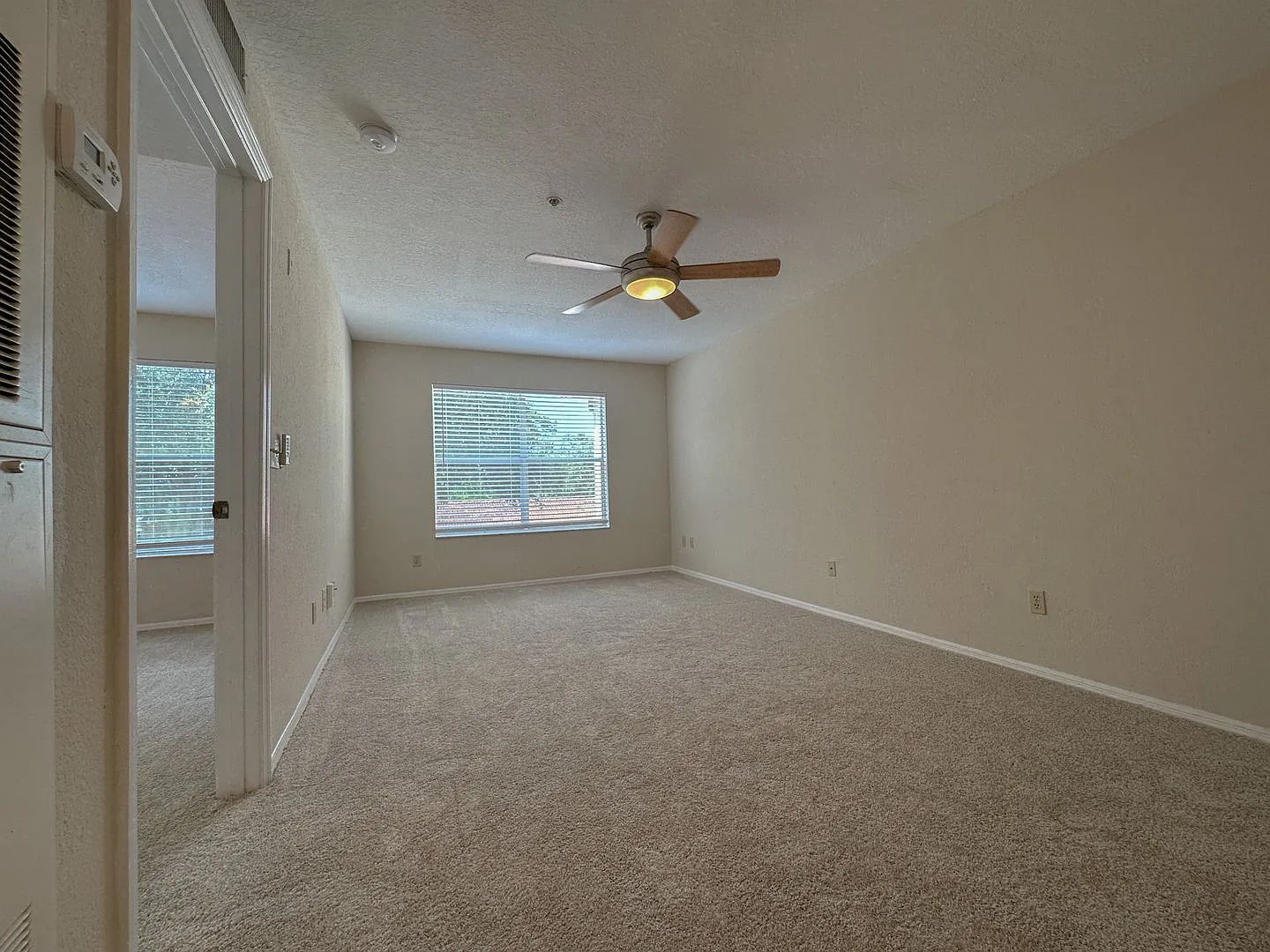 Bona Vista - 827 CW 210 — Photo 1